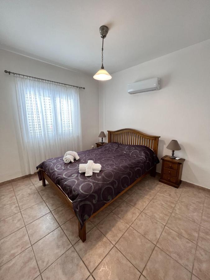 Pafia Sunbeach Townhouse Paphos ภายนอก รูปภาพ