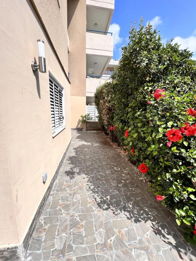 Pafia Sunbeach Townhouse Paphos ภายนอก รูปภาพ