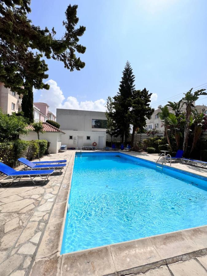 Pafia Sunbeach Townhouse Paphos ภายนอก รูปภาพ
