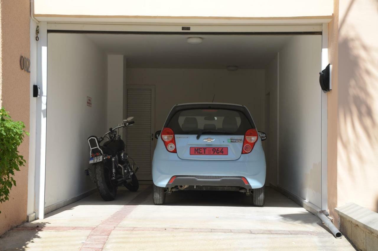 Pafia Sunbeach Townhouse Paphos ภายนอก รูปภาพ